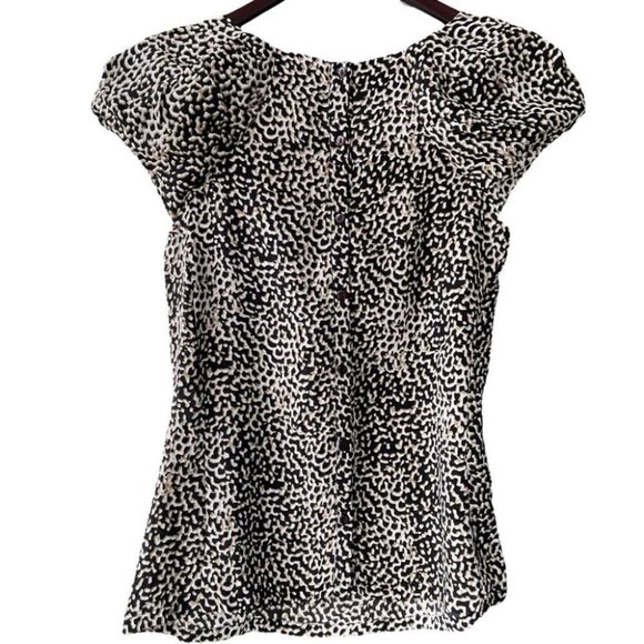 Maje 100% silk puff short sleeve top - Picture 2 of 10